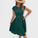 Claire - Mini Casual Haljina sa Kratkim Rukavima i Plisiranjem