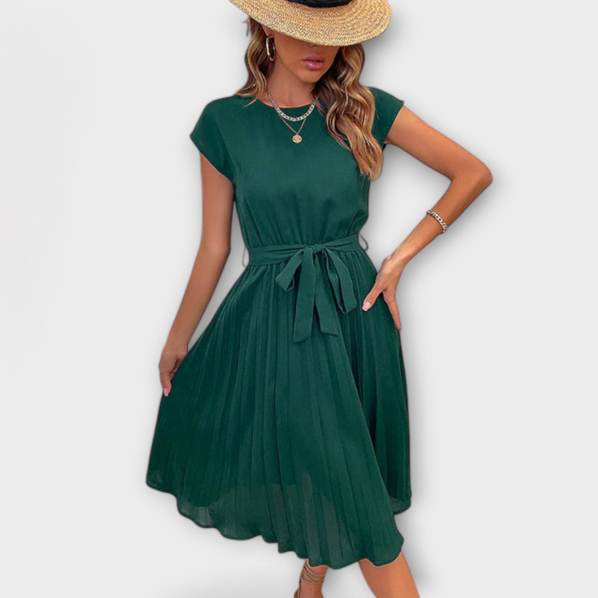 Claire - Mini Casual Haljina sa Kratkim Rukavima i Plisiranim Detaljima