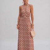 Elegantni Set s Dizajnom Otkritih Ramena